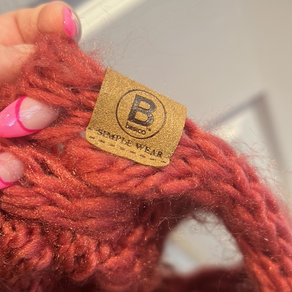 Pink infinity scarf - Picture 4 of 4
